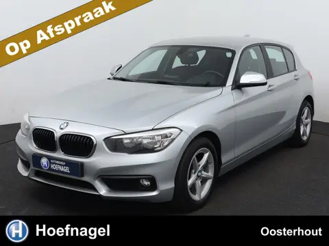 BMW 1-serie 118i | Stoelverwarming | Cruise Control | Parkeersensoren | Navigatie