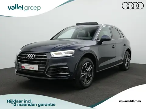 Audi Q5 55 TFSI e Quattro Competition / S-Line | Panoramadak | Trekhaak | Matrix LED | Leder/alcanta