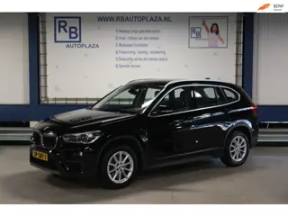 BMW X1 SDrive20i High Executive / AUTOMAAT / BLACK ON BLACK ! ! !