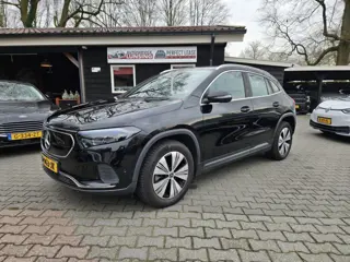 MERCEDES-BENZ EQA 250 Business Solution luxury 67KWh 190PK