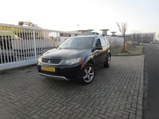 Mitsubishi OUTLANDER 3.0, Automaat, lpg, Lees tekst aub