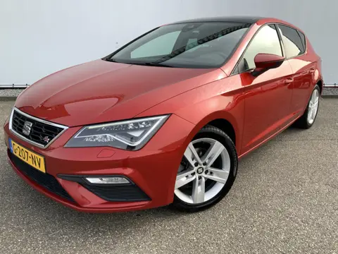 SEAT Leon 1.5 TSI FR Ultimate Edition, Panoramadak, Cruise, Apple Carplay! Euro 6