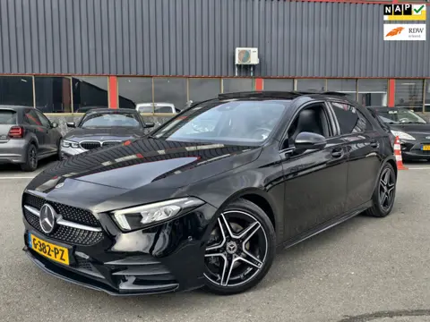 Mercedes-Benz A-klasse 180 Business Solution AMG / PANO / NAP / CAMERA / NAVI / WIDE SCREEN /
