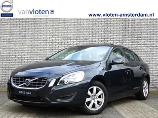 Volvo S60 1.6 T4F Kinetic | Leder | Trekhaak | Schuif- / kanteldak