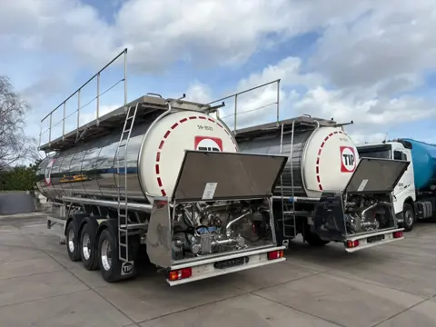 Feldbinder Tank trailer 34000L Lebensmittel / FOOD 3 kammer 2 units