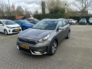 Kia Niro 1.6 GDi Hybrid DynamicLine , navigatie , pdc , camera