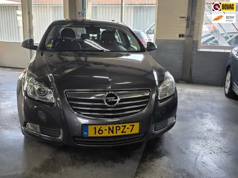 Opel Insignia 1.6 T Cosmo
