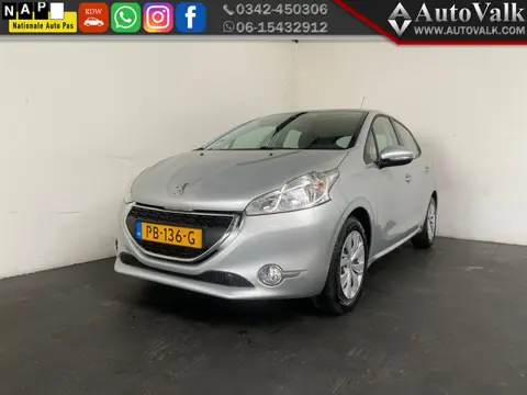 Peugeot 208 1.2 VTi Allure, Clima, Cruise! (bj 2014)
