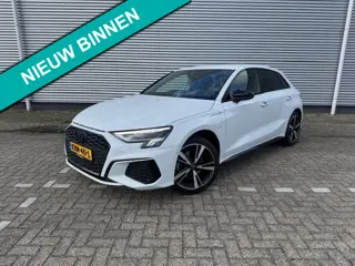 Audi A3 Sportback 40 TFSI e Edition S-line,Leder/Alcantara,Virtueel/Camera,Carplay,Navigatie,Cruisec