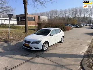 Seat Leon 1.0 EcoTSI Style Connect Navi.Clima.Camera
