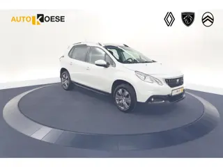 Peugeot 2008 PureTech 110 Blue Lion | Trekhaak | Apple Carplay | Panoramadak | Parkeersensoren