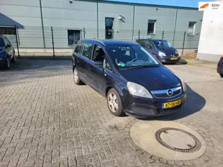 Opel Zafira 1.6 Enjoy