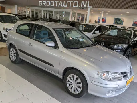Nissan Almera 1.5 Luxury Airco, Trekhaak, Stuurbekrachtiging