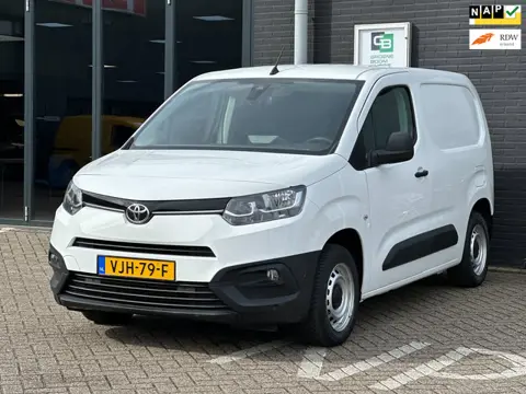 Toyota PROACE CITY 1.5 D-4D Professional/1STE EIG/CAMERA/CARPLAY/NAVI/NETTE STAAT!!