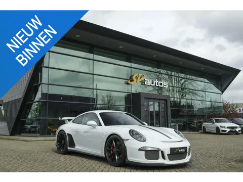 Porsche 911 3.8 GT3 476pk Lift Akrapovic 18-weg stoelen PDLS plus Navigatie Cruise control