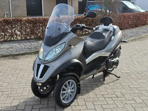 Piaggio Scooter 400 LT MP3 auto Rijbewijs