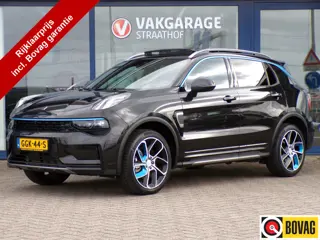 Lynk & Co 01 1.5, Trekhaak / Full LED / Elektr. Schuifdak / Camera 360 + Sensoren / Carplay + Androi