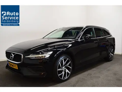 Volvo V60 2.0 T5 250pk AUT8 Momentum Trekhaak 1800kg/ Leer/ Pano/ Stoelverw.