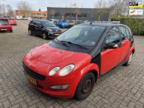 Smart Forfour 1.0 pure / bj.2006 / oranje/zwart/ APK 06/2026 en NAP met 212869 km. / Goedkope inruil