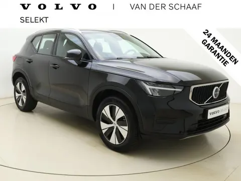Volvo XC40 B3 177pk Core / Lederen bekleding / Camera achter / Keyles entry / Stoel/- en stuurverwar