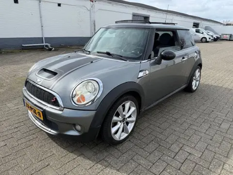 Mini Mini 1.6 Cooper S APK 12-03-2027, Incl Gr beurt