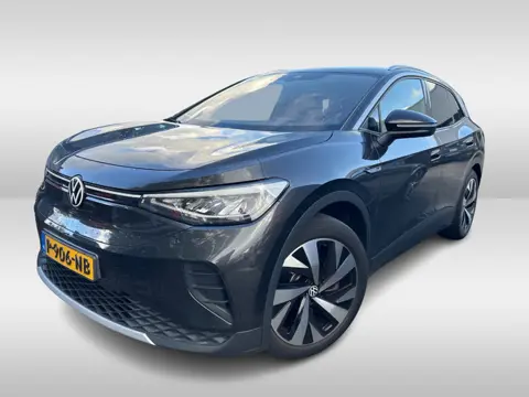 Volkswagen ID.4 First 77 kWh / Trekhaak / Camera / Apple CarPlay / DAB / 20'' / LED / Alcantara / St