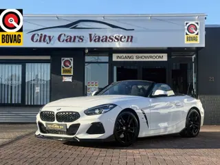 BMW Z4 Roadster sDrive20i High Executive M Sport 198 pk navi camera leder lmv 19 pdc v/a xenon keyle