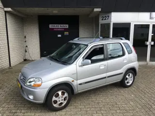 Suzuki Ignis 1.3-16V Special / AIRCO / ALU VELGEN / ABS / APK 18 MEI 2026 / TREKHAAK