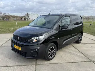 Peugeot Partner 1.5 BlueHDI 131PK automaat airco 3 zits