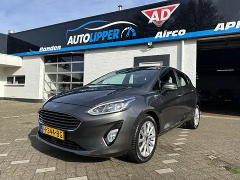 Ford Fiesta 1.0 EcoBoost Titanium /5 drs/camera/Nieuwe apk bij aflevering/Lm velgen/All season bande
