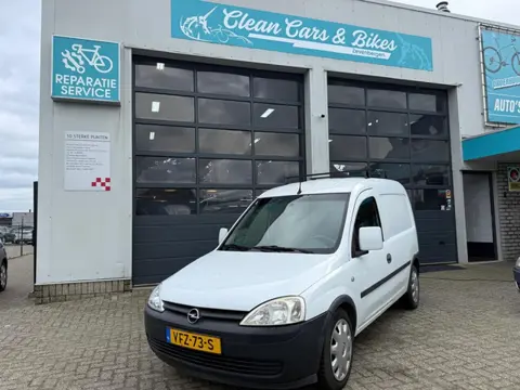 Opel Combo 1.4-16V Base 800 kg. (bj 2011)