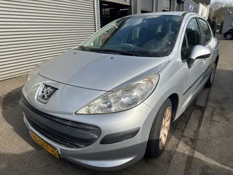 Peugeot 207 1.4 Color-line