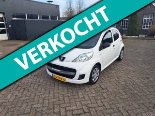 Peugeot 107 1.0-12V XR