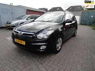 Hyundai I30 CW 1.4i Blue Dynamic KM 260241 NAP AIRCO)