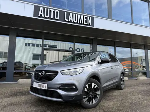 Opel Grandland X 1.2 Turbo Innovation Automaat 18 Inch Navi Camera DAB Carplay Leder Stof Keyless LE