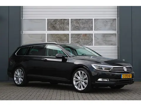 Volkswagen Passat Variant 1.6 TDI Business Edition 120pk Clima/Cruise/Navi/Bluetooth/PDCv+a/LED/Radi