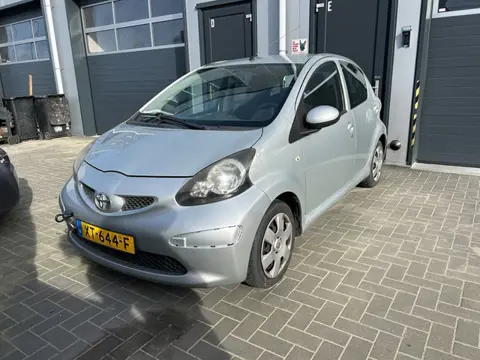 Toyota Aygo 1.0-12V | Airco | motor defect !