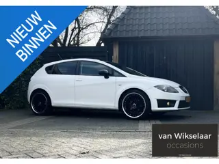SEAT Leon 1.8 TFSI FR Armin Ed. 2011 CARPLAY/LEDER/STLOELVRWARMNG