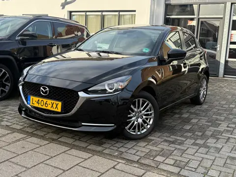 Mazda 2 1.5 Skyactiv-G Luxury,Apple Carplay/Android Stoelverwarming,Stuurverwarming,Navigatie,Achter
