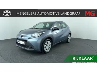 Toyota Aygo X 1.0 VVT-i MT Play