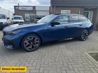 BMW i5 Touring M60 xDrive 601PK Origineel NL (btw)