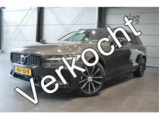 Volvo V60 2.0 T6 Plug-in hybrid AWD Plus Dark leer trekhaak !!