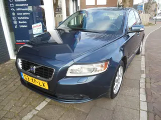 Volvo S40 1.8 Edition I prijs incl nieuwe apk trekhaak