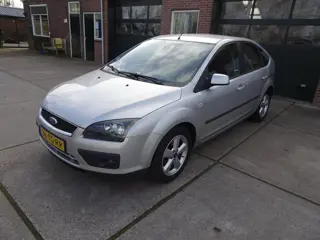 Ford Focus 1.6-16V Futura