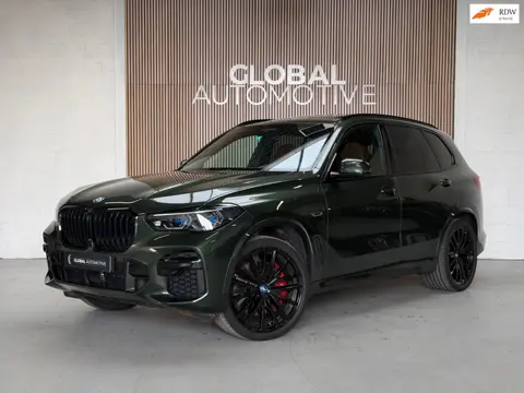 BMW X5 XDrive 45e High Executive - LASER LAMPEN - MALACHITE GRUN INDIVIDUAL - PANORAMADAK - NAPPA LE