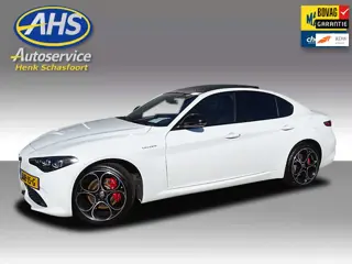 Alfa Romeo GIULIA 2.0 T GME AWD Veloce 280PK, panoramadak!