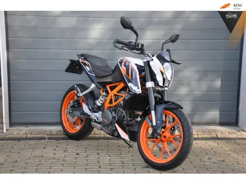 KTM 390 Duke ABS Nette motor!