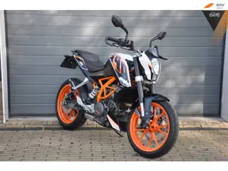 KTM 390 Duke ABS Nette motor!