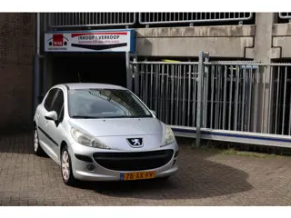 Peugeot 207 1.4 VTi Cool 'n Blue (bj 2007)