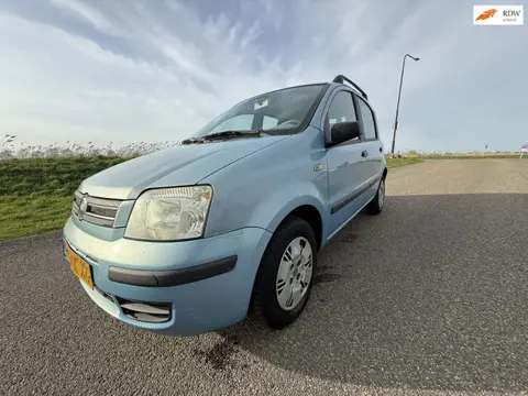Fiat Panda 1.2 Class leuke baby blauwe panda! incl nw apk airco & garantie!